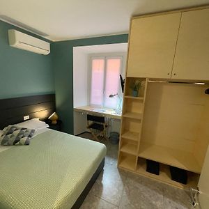 Kamer met een Queen Size Bed